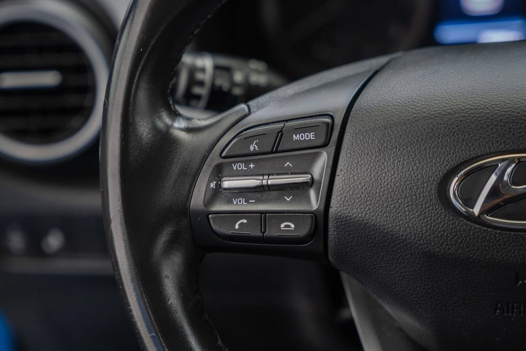 Used 2021 Hyundai Kona SEL Plus FWD image 31