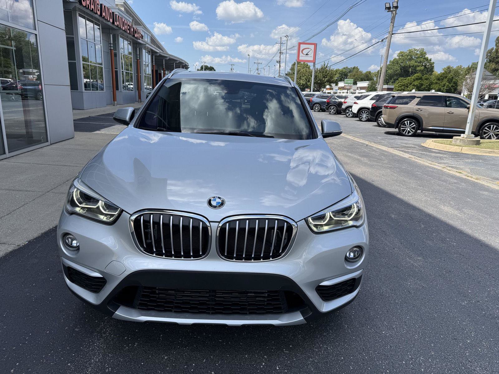 Used 2018 BMW X1 xDrive28i w/ Premium Package AWD/4WD image 3
