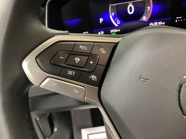 Used 2025 Volkswagen Jetta SE w/ Sunroof Package image 21