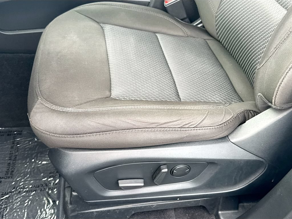 Used 2023 Ford Explorer XLT AWD/4WD image 23