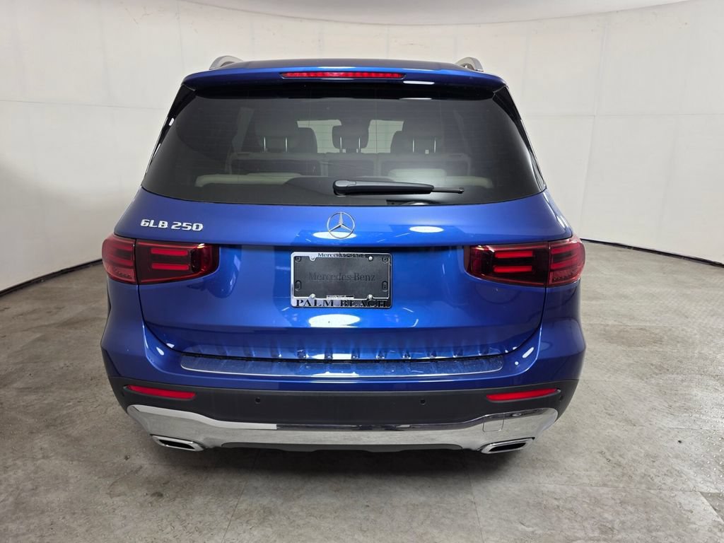 New 2026 Mercedes-Benz GLB 250 image 5