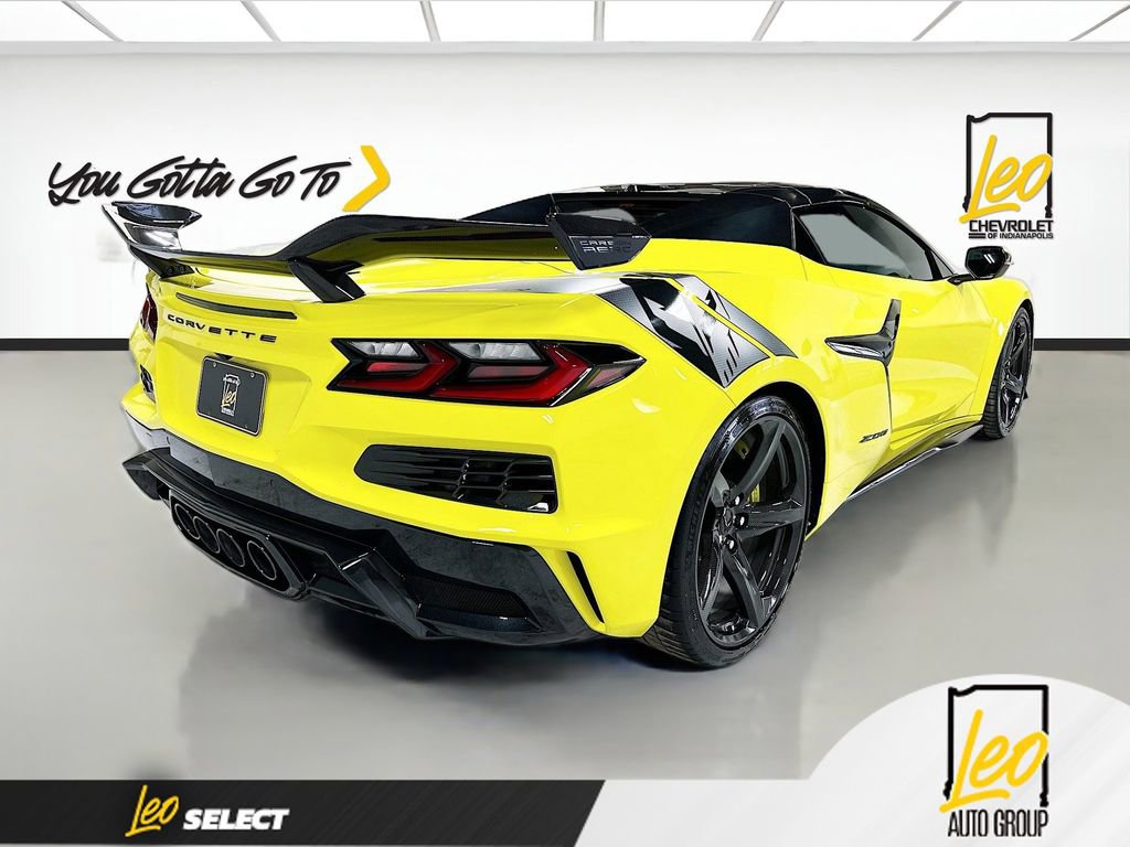 Used 2023 Chevrolet Corvette Z06 w/ Z07 Performance Package image 5