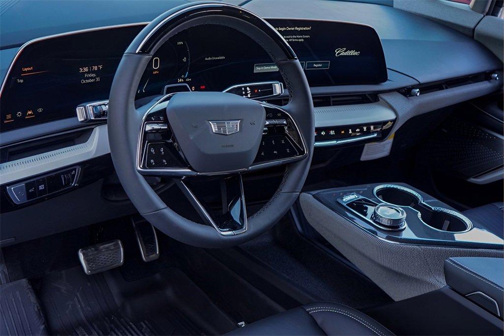 New 2026 Cadillac Optiq Sport 2 image 7