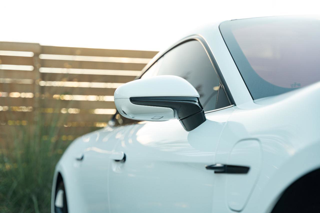 Used 2022 Porsche Taycan Turbo S image 30