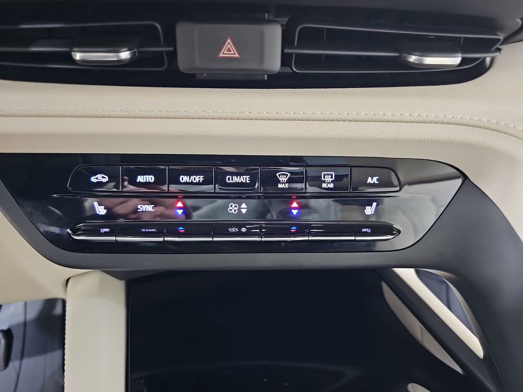 Certified 2023 Buick Envision Essence image 29