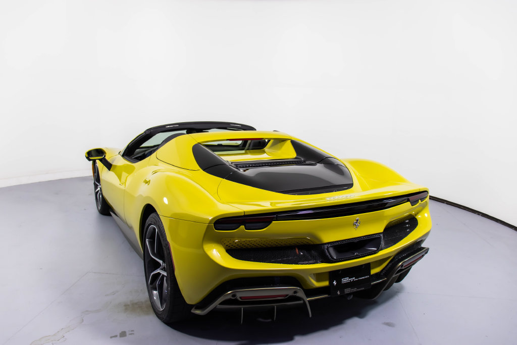 Certified 2023 Ferrari 296 GTS RWD image 25