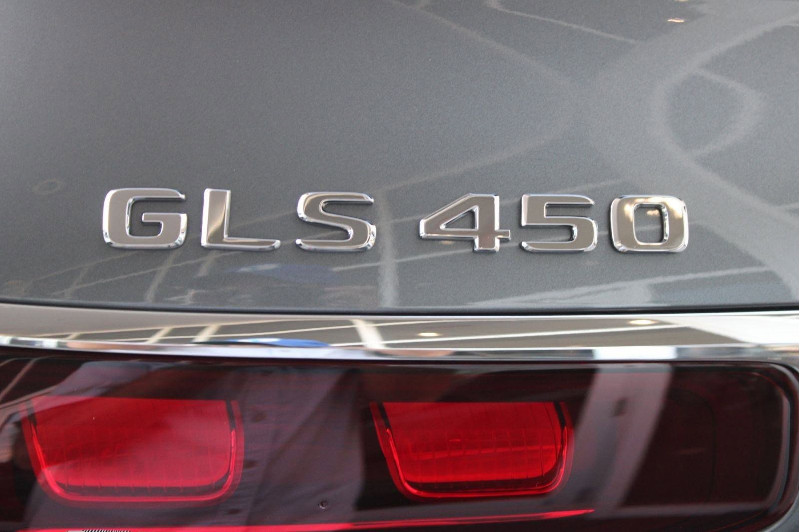 New 2026 Mercedes-Benz GLS 450 4MATIC image 21
