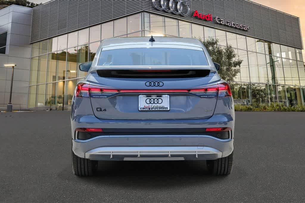 Used 2023 Audi Q4 e-tron Premium Plus w/ Premium Plus AWD/4WD image 3