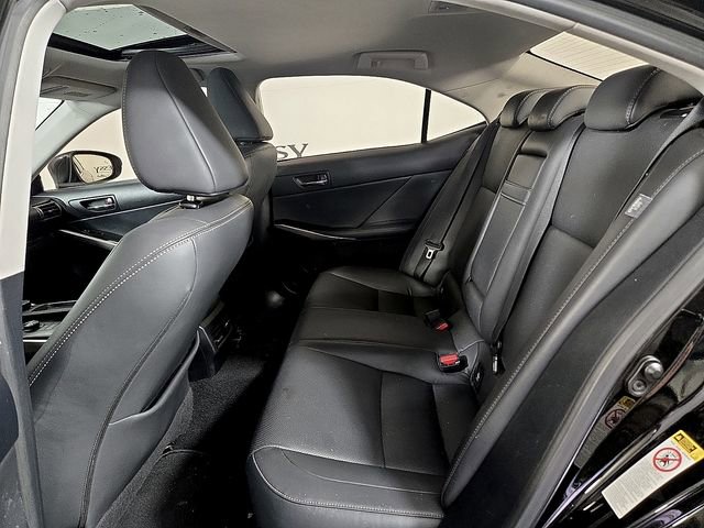 Used 2015 Lexus IS 250 RWD image 11