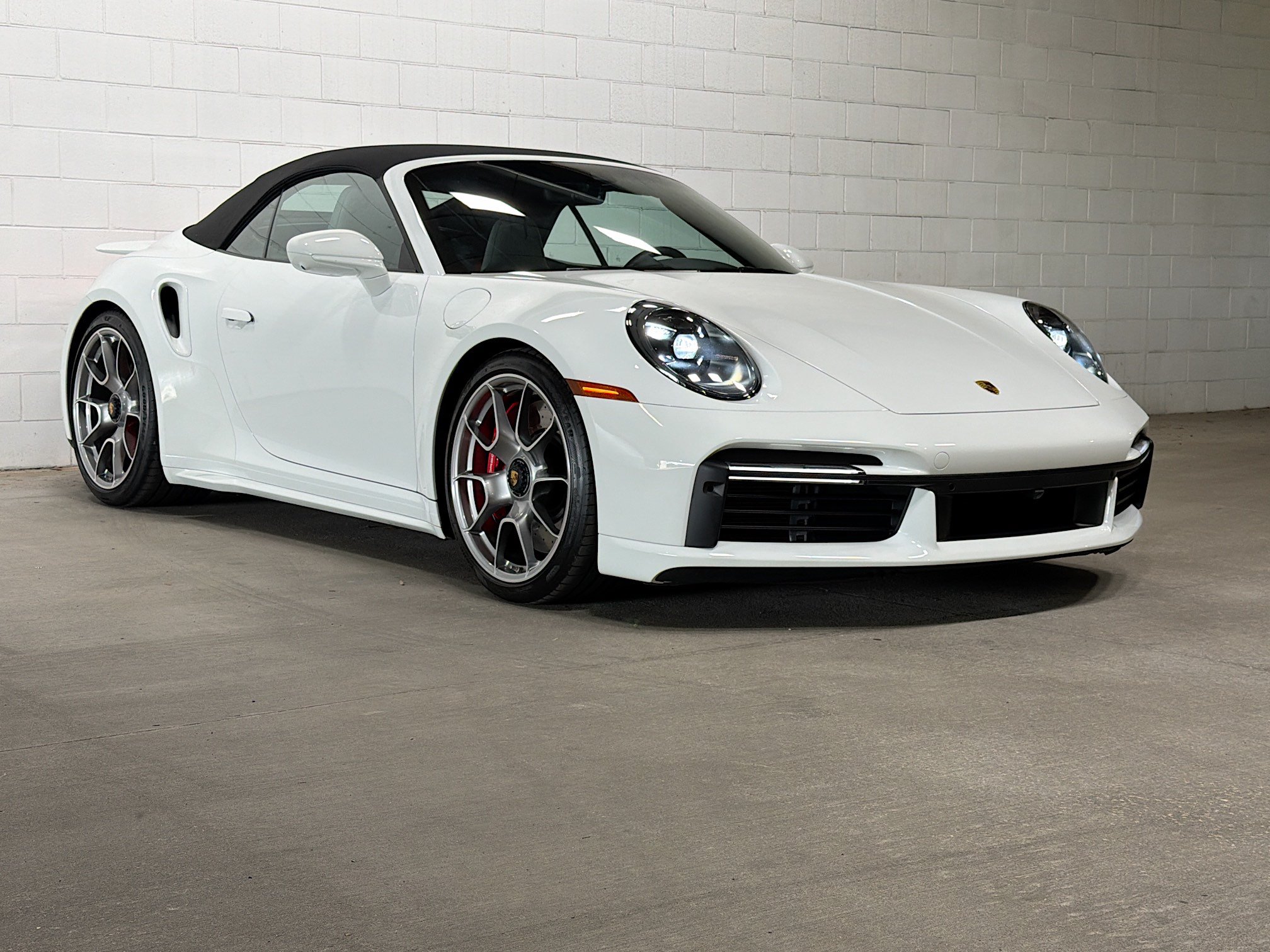 Certified 2024 Porsche 911 Turbo AWD/4WD image 6