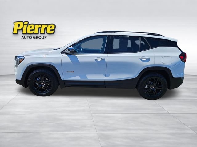 Used 2024 GMC Terrain AT4 w/ Tech Package AWD/4WD image 2