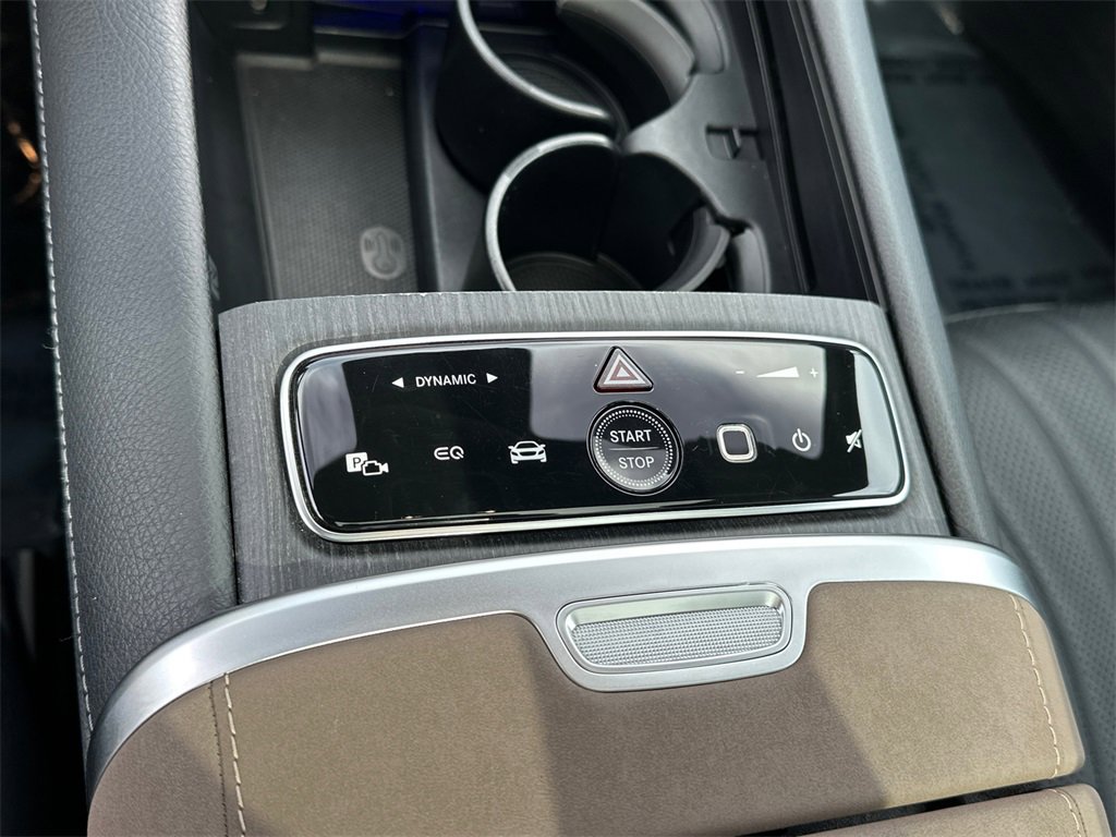 Used 2023 Mercedes-Benz EQS 580 4MATIC Sedan w/ Exclusive Trim Package image 33