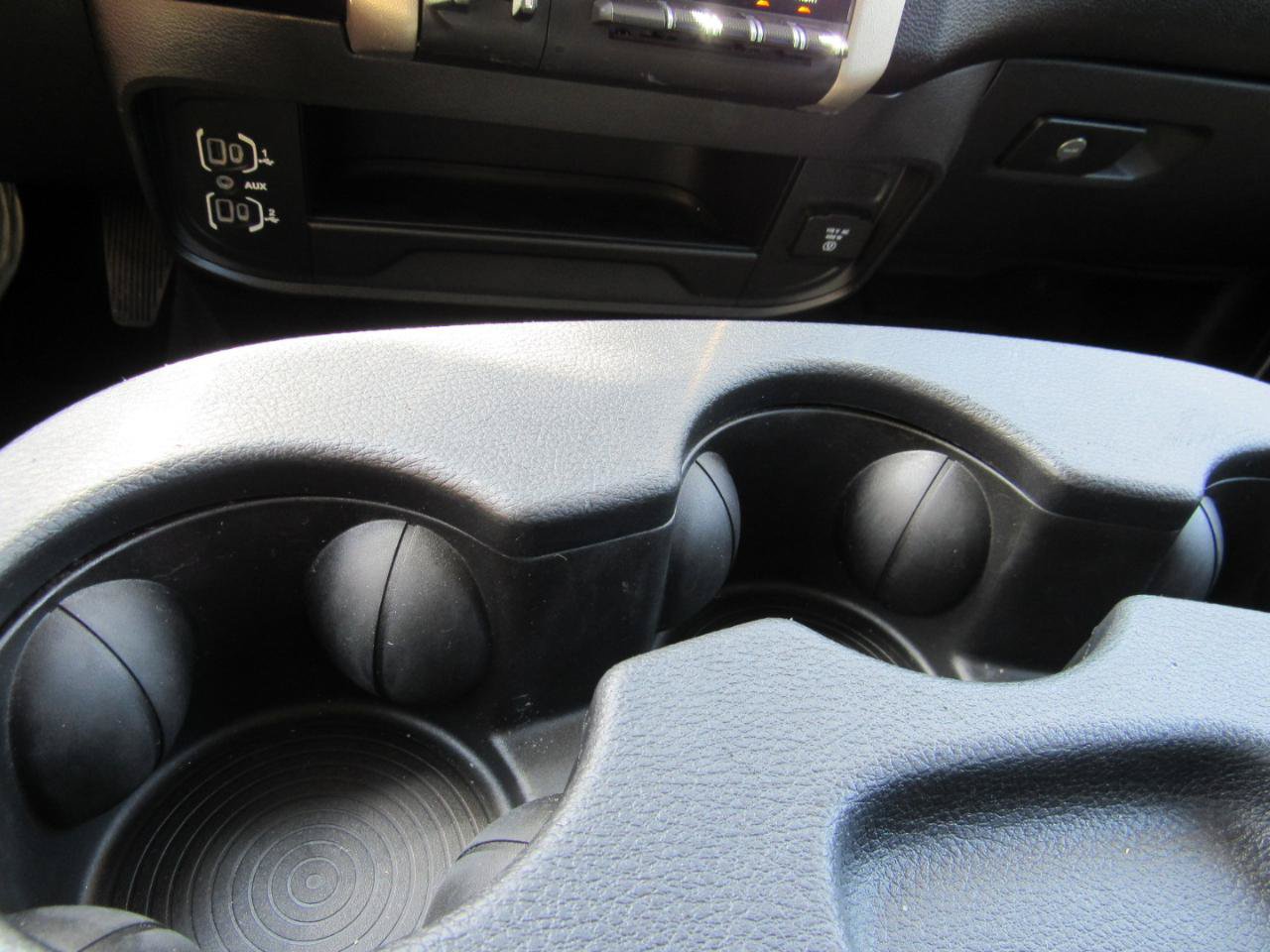 Used 2024 RAM 2500 Laramie w/ Safety Group AWD/4WD image 31