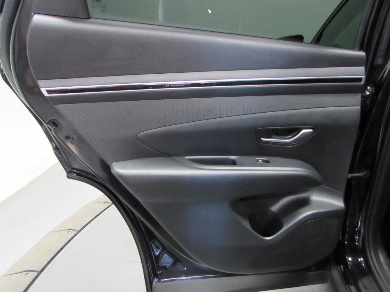 Used 2022 Hyundai Tucson SEL AWD/4WD image 14