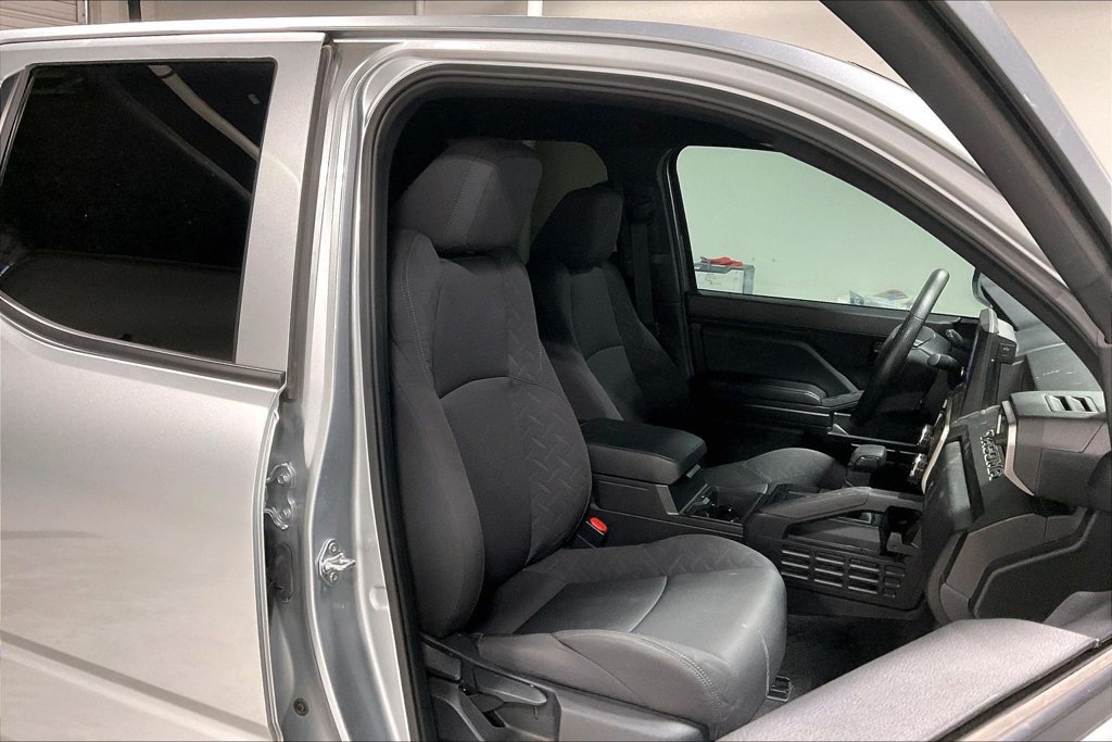 Used 2025 Toyota Tacoma SR RWD image 9