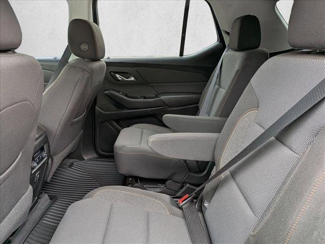 Used 2020 Chevrolet Traverse LT FWD image 15