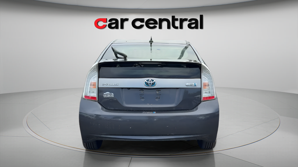 Used 2015 Toyota Prius Prime Plug-In Hybrid FWD image 4