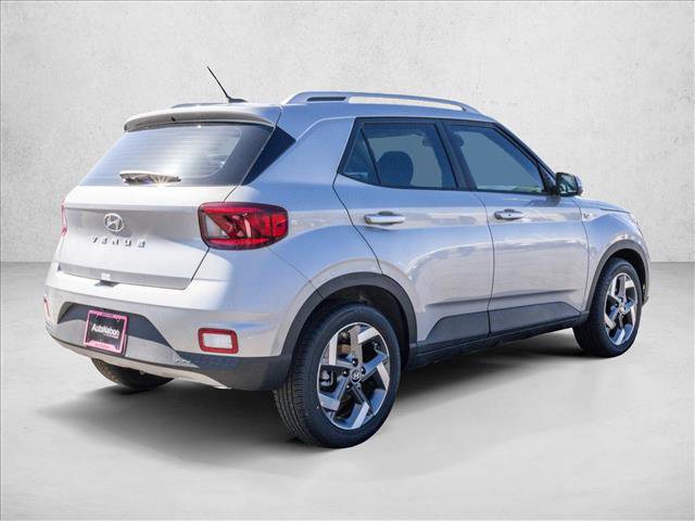 Used 2025 Hyundai Venue SEL image 5