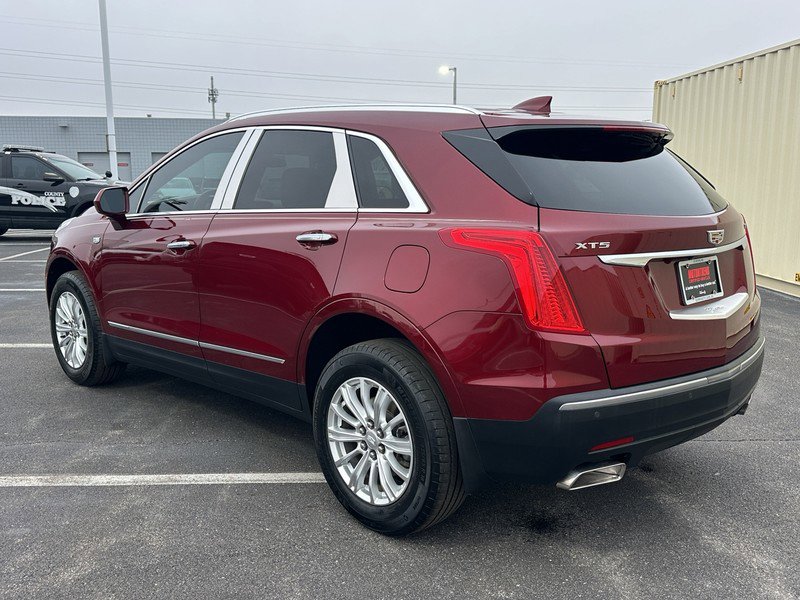 Used 2018 Cadillac XT5 FWD image 8