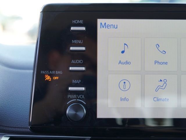 Certified 2024 Toyota Sienna LE image 23