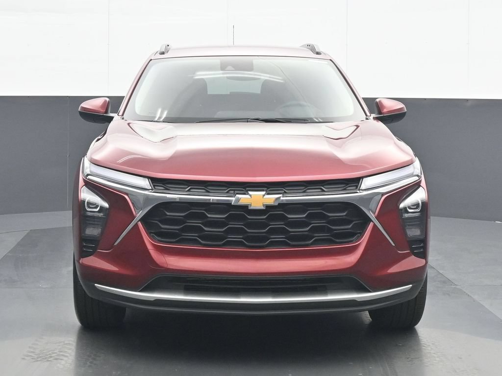 Used 2025 Chevrolet Trax LT w/ LT Convenience Package FWD video 1