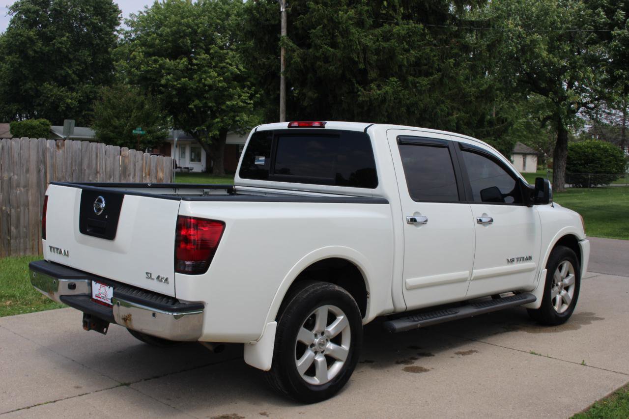 Used 2011 Nissan Titan SL w/ SL Technology Pkg AWD/4WD image 10