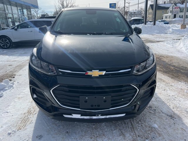 Used 2022 Chevrolet Trax LS w/ Tint and Cruise Package image 9