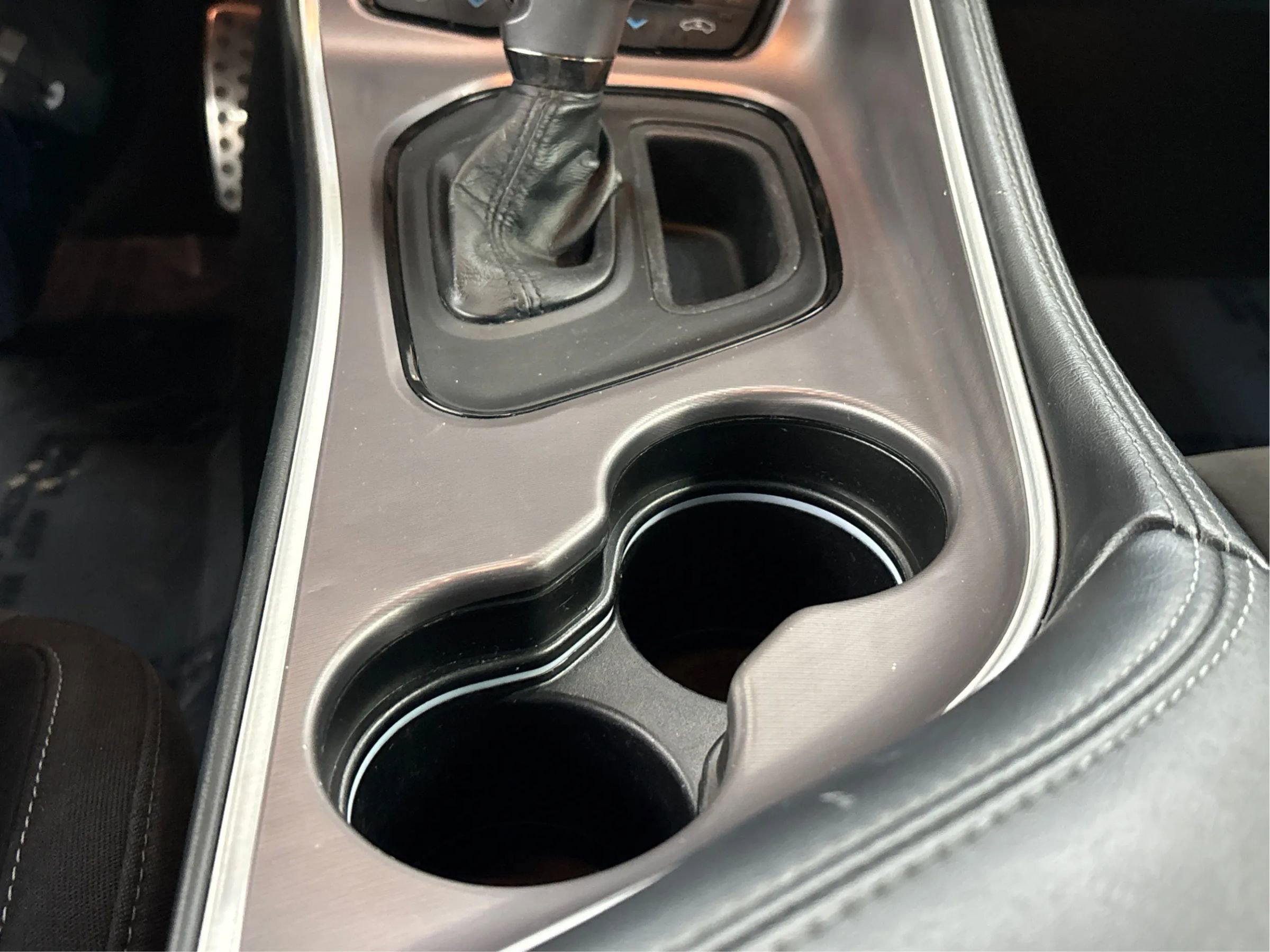 Used 2022 Dodge Challenger R/T image 22