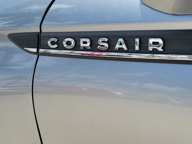 Used 2022 Lincoln Corsair Reserve w/ Luxury Package AWD/4WD image 9