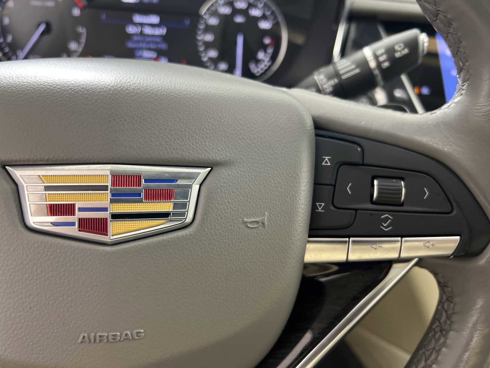 Used 2021 Cadillac XT6 Premium Luxury AWD/4WD image 10