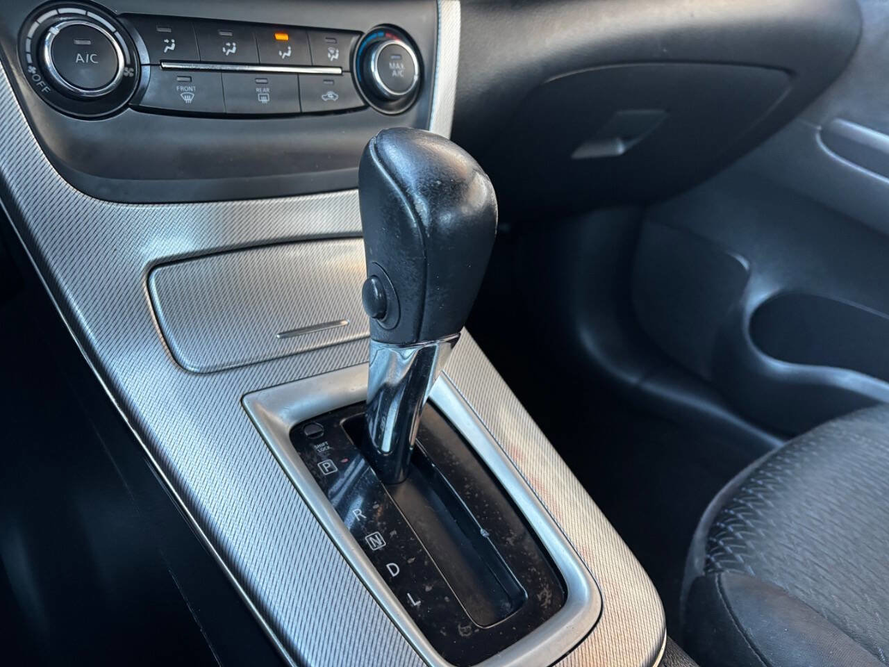 Used 2015 Nissan Sentra SR image 24