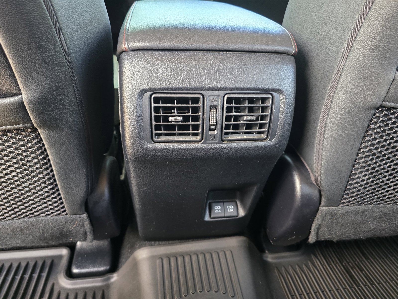 Used 2021 Toyota 4Runner Venture w/ Moonroof Package AWD/4WD image 24