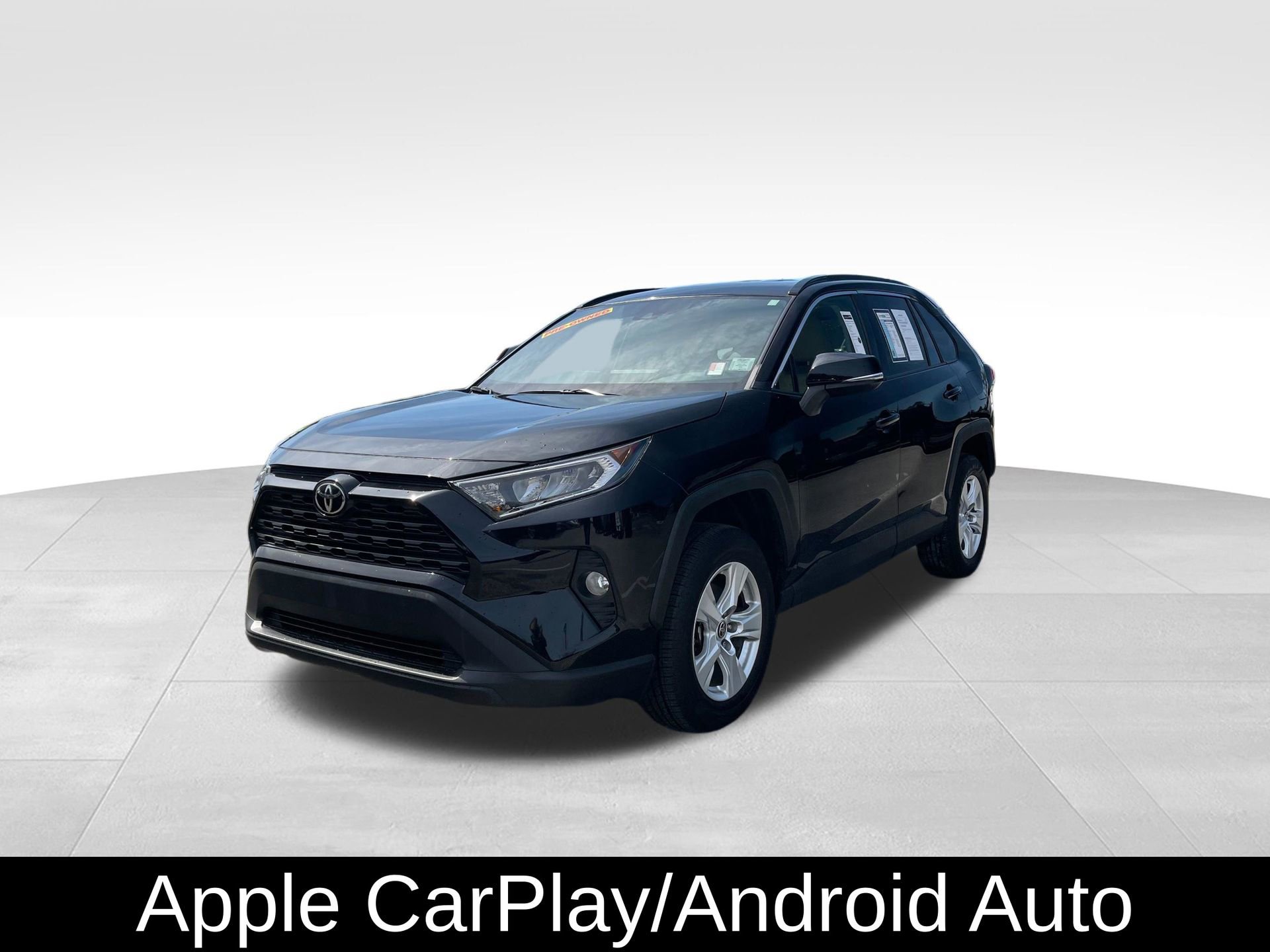 Used 2021 Toyota RAV4 XLE image 5