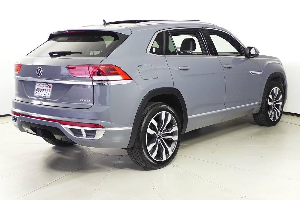 Certified 2022 Volkswagen Atlas Cross Sport SEL Premium R-Line AWD/4WD image 7