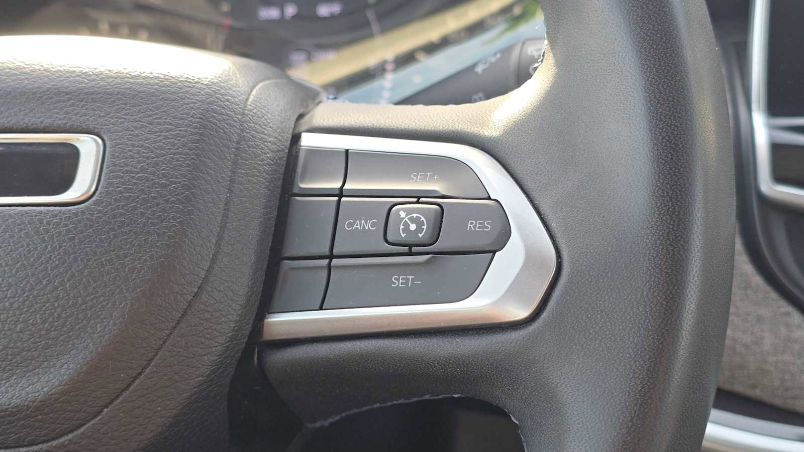Used 2022 Jeep Compass Latitude AWD/4WD image 26