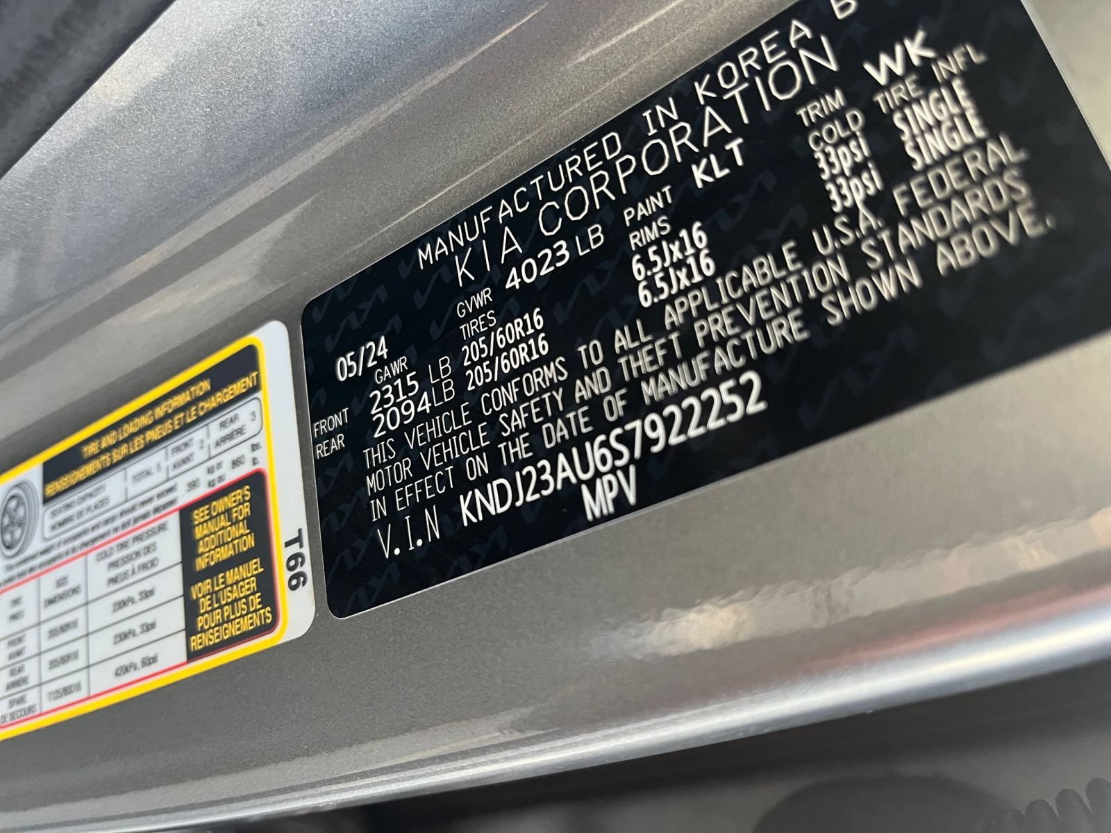 Used 2025 Kia Soul LX w/ LX Technology Package FWD image 26