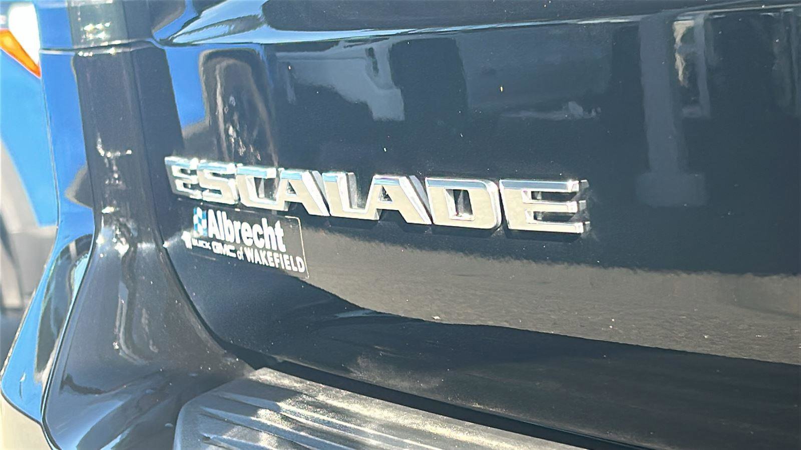 Certified 2024 Cadillac Escalade Sport Platinum w/ Heavy-Duty Trailer Package image 30