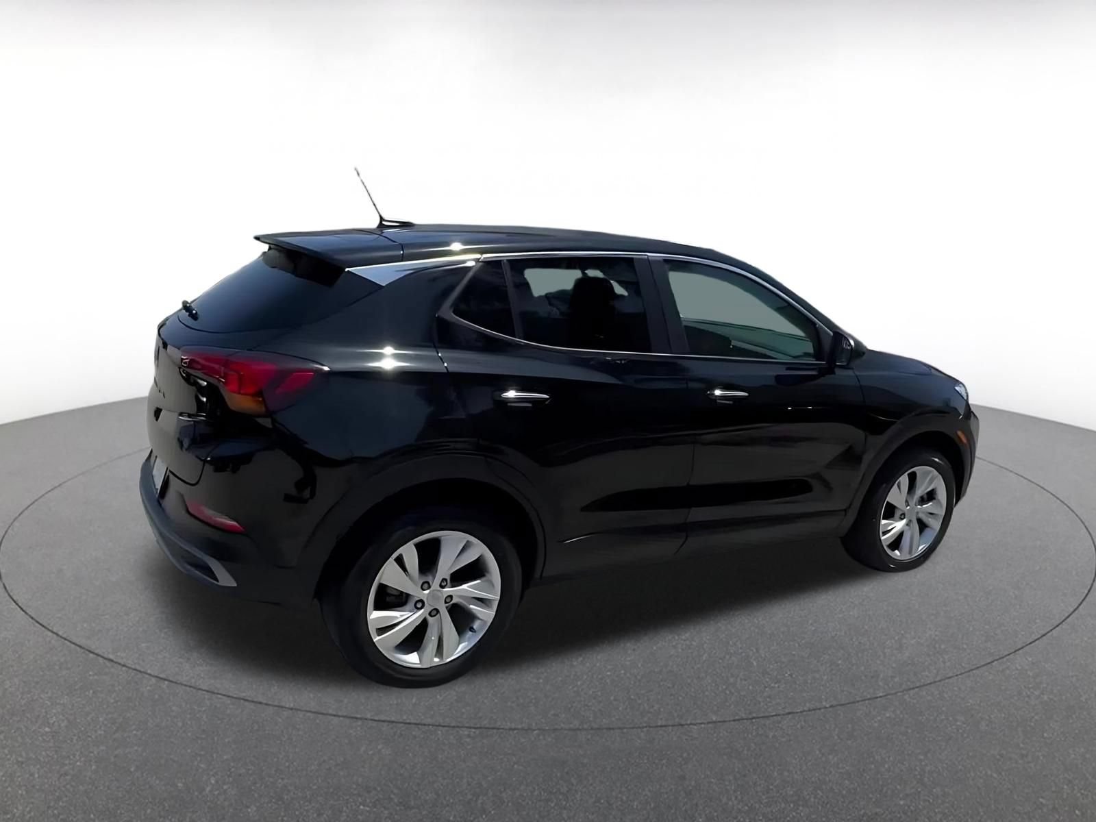 Used 2025 Buick Encore GX Preferred AWD/4WD image 14
