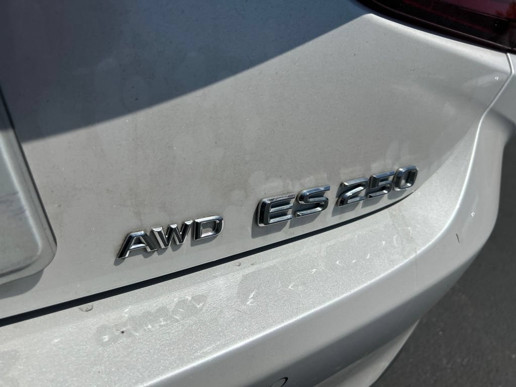 Used 2021 Lexus ES 250 w/ Premium Package AWD/4WD image 8