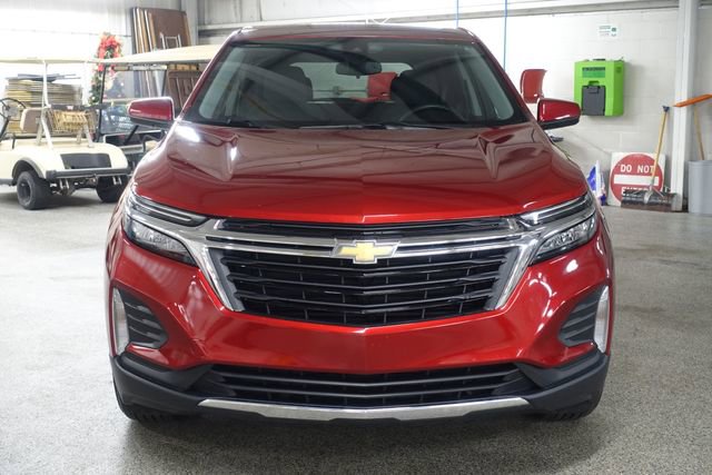 Used 2023 Chevrolet Equinox LT image 2
