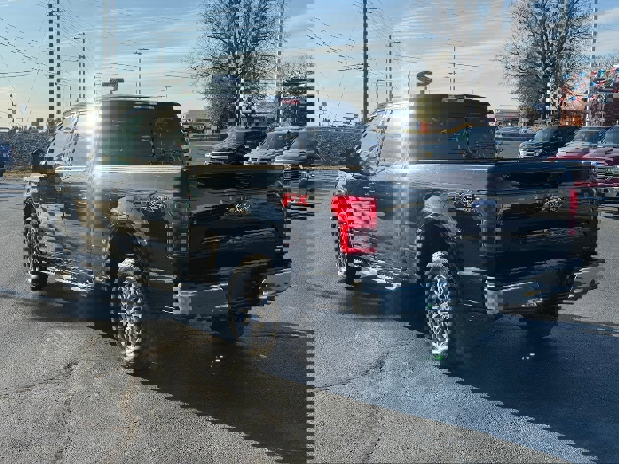 Used 2018 Ford F150 Lariat w/ Equipment Group 501A Mid image 7