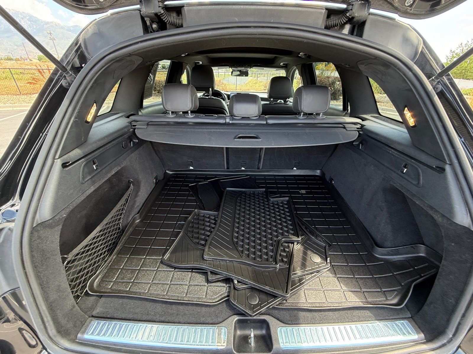 Used 2020 Mercedes-Benz GLC 300 4MATIC image 34