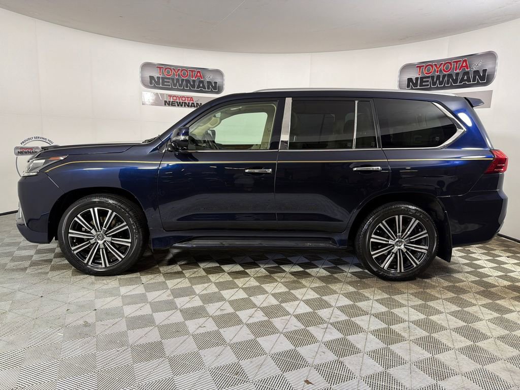 Used 2019 Lexus LX 570 4WD w/ Luxury Package image 8