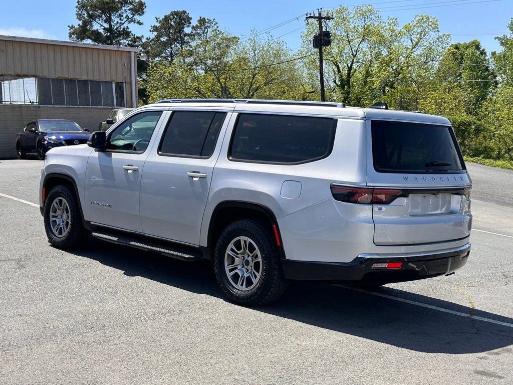 Used 2024 Jeep Wagoneer L 4WD image 8