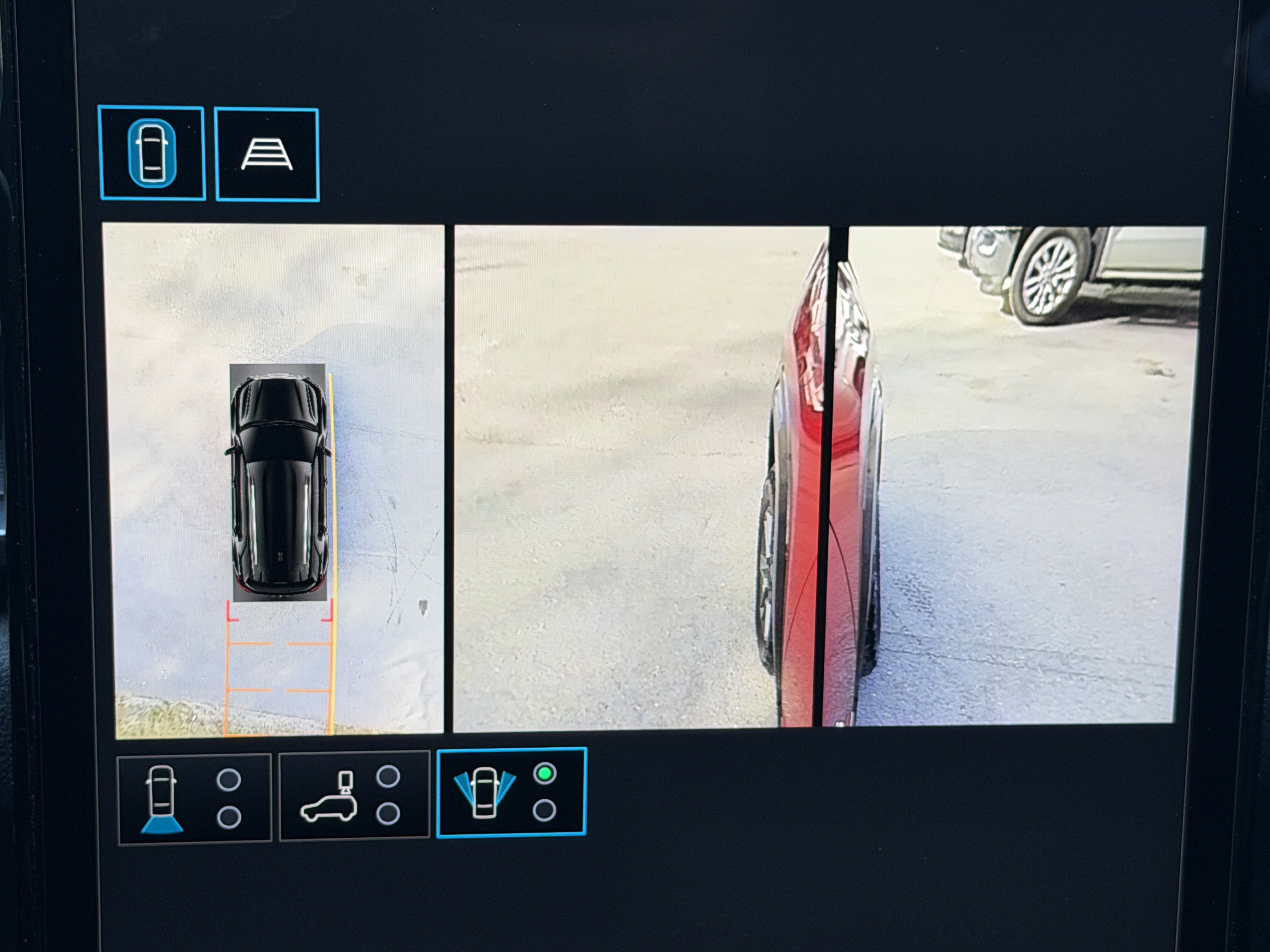 New 2026 GMC Terrain AT4 w/ Convenience Package III image 36