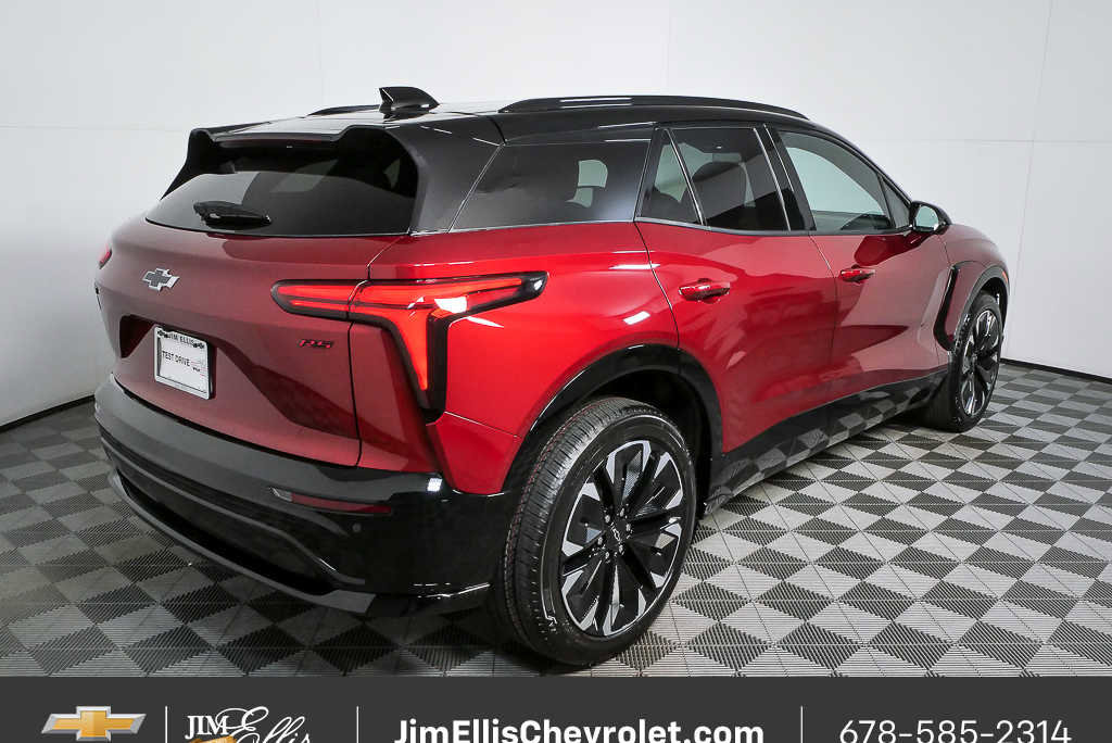 New 2026 Chevrolet Blazer EV RS image 3