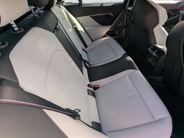Used 2026 BMW M5 Touring AWD/4WD image 21