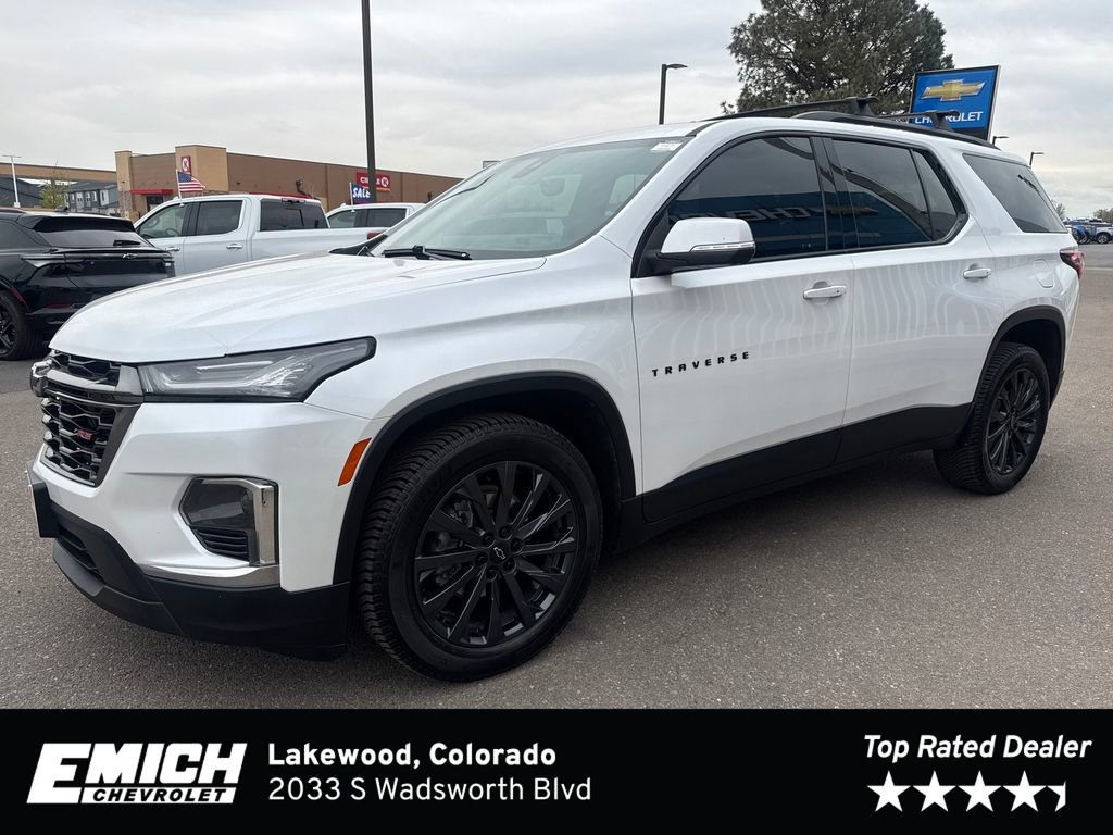 Used 2023 Chevrolet Traverse RS image 1