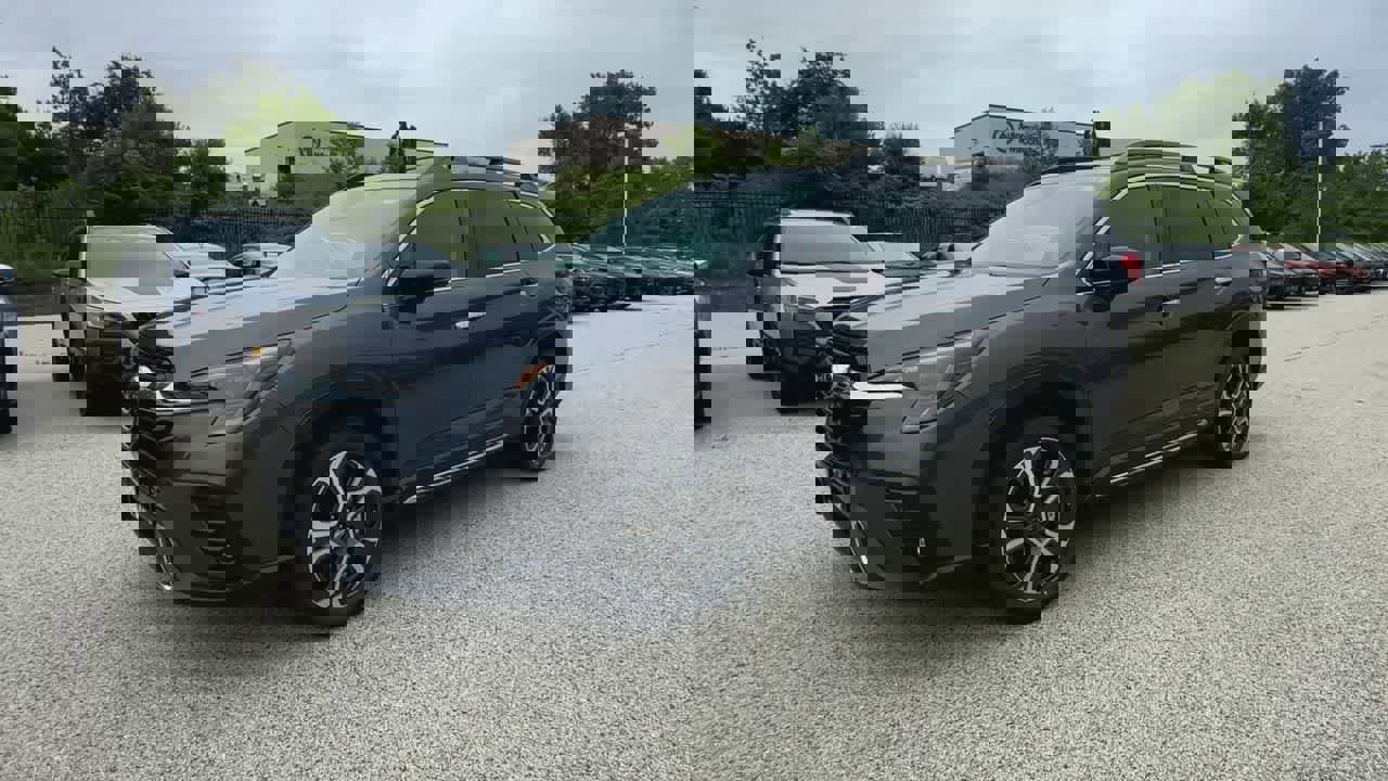 New 2025 Subaru Ascent Touring w/ Popular Package #2 image 4