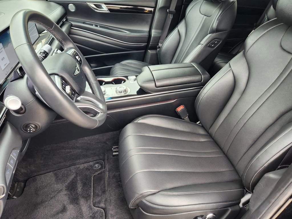 Used 2025 Genesis GV80 2.5T Standard AWD/4WD image 12